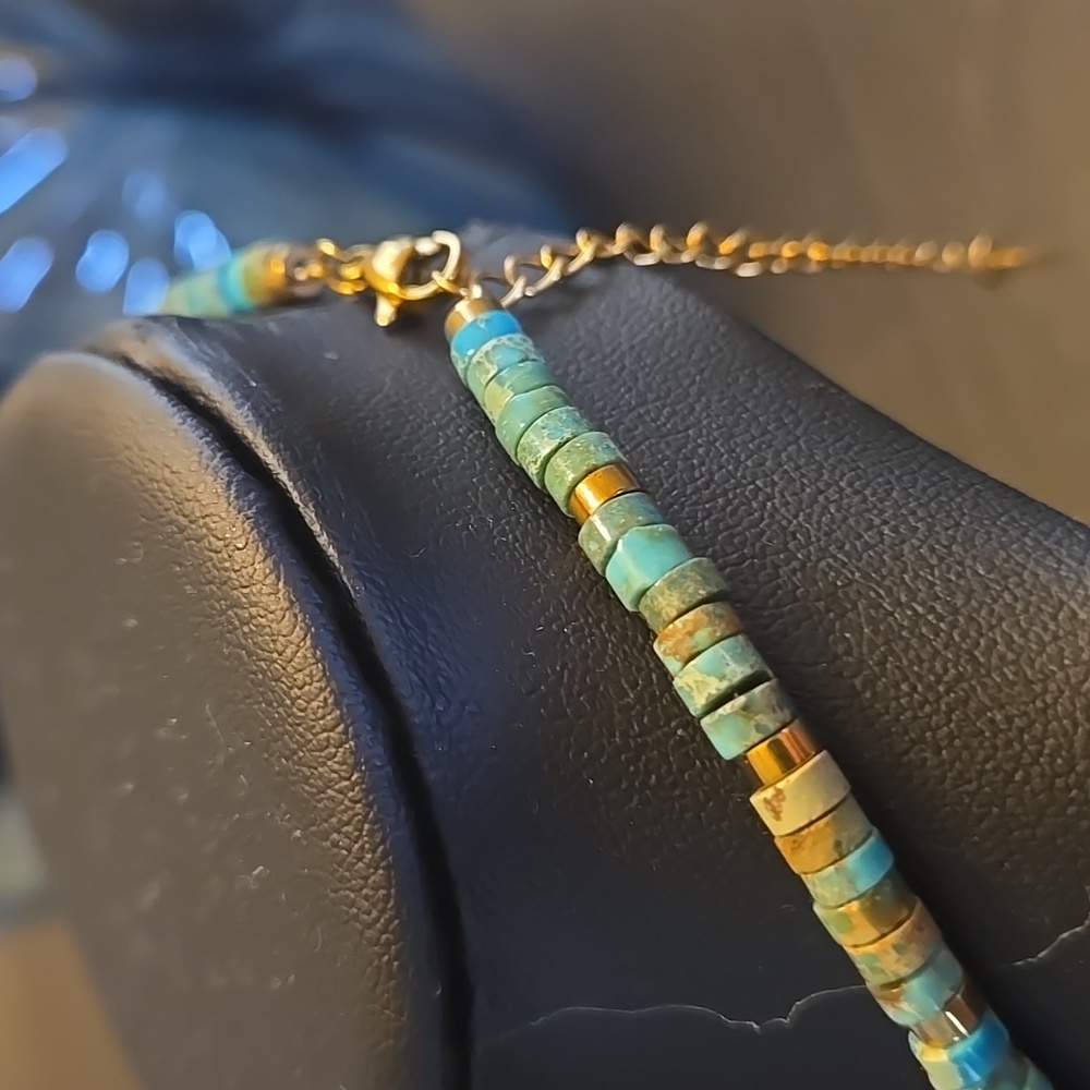 Chic Heishi Turquoise and Pearl Necklace With Gold And Matching Bracelet Set - Picture 5 of 15